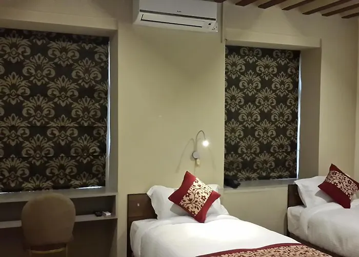 Heranya Hotel 3*