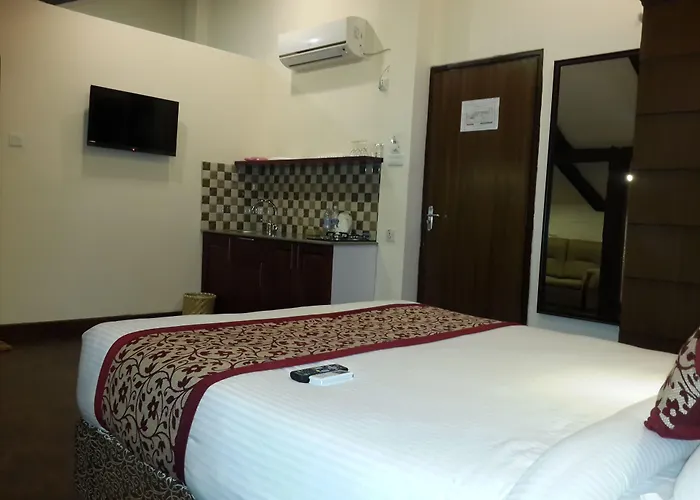 Hotel Heranya 3*