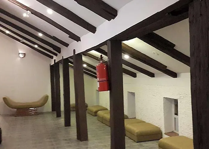 Heranya Hotel
