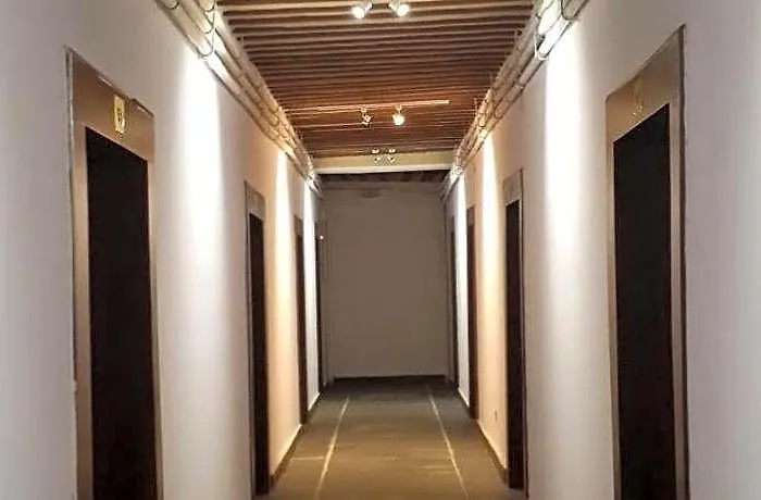 Heranya Hotel 3*
