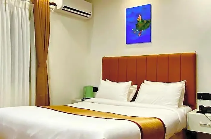 Heranya Hotel