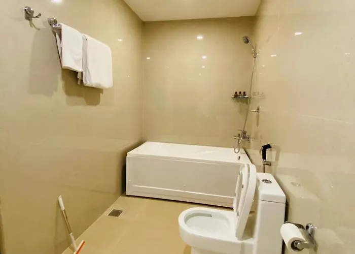 Heranya Hotel 3*