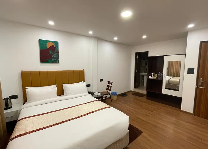 Hotel Heranya 3*